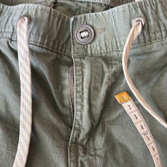 VUORI
WOMEN'S RIPSTOP PANT in Army Size S - Picture 8 of 9
